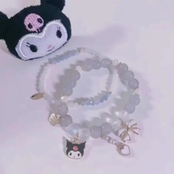 LAST ONE‼️KUROMI CHARACTER/SANRIO BEADED BRACELETS 🖤 - Picture 1 of 2